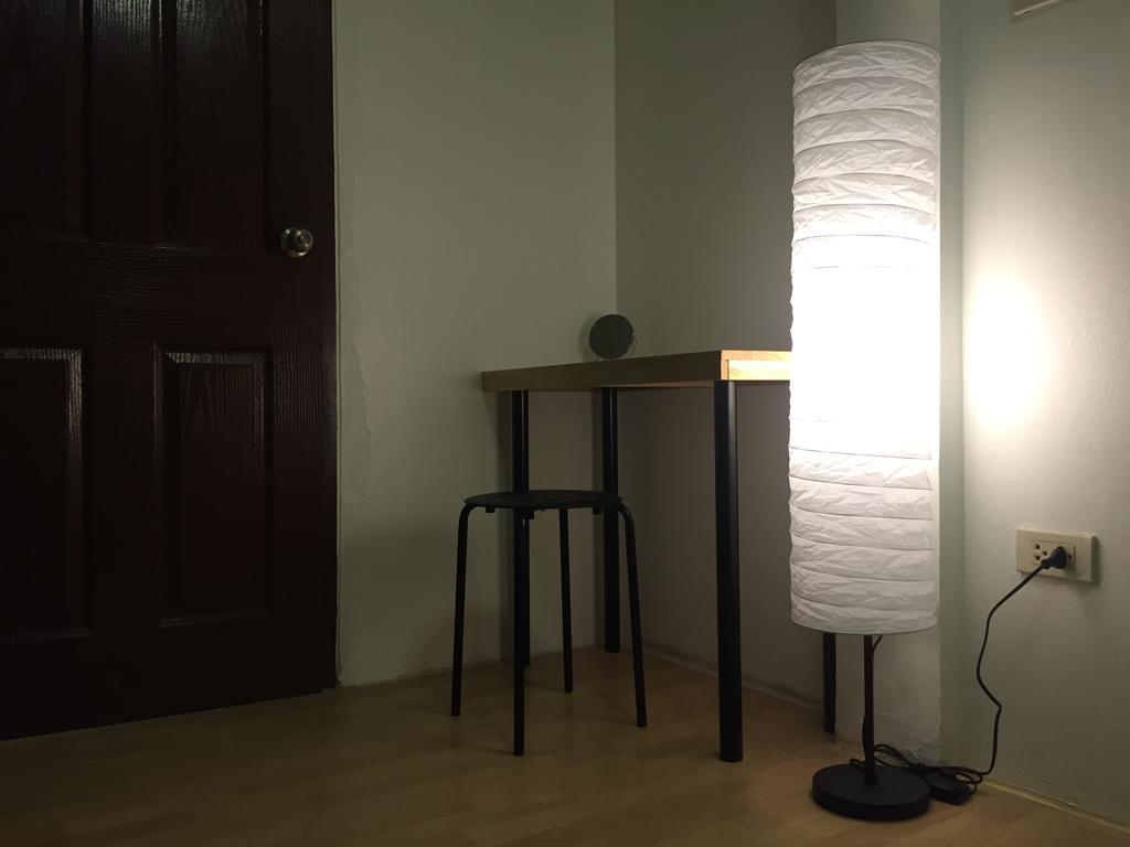 Once In Bangkok With Me Guesthouse Экстерьер фото