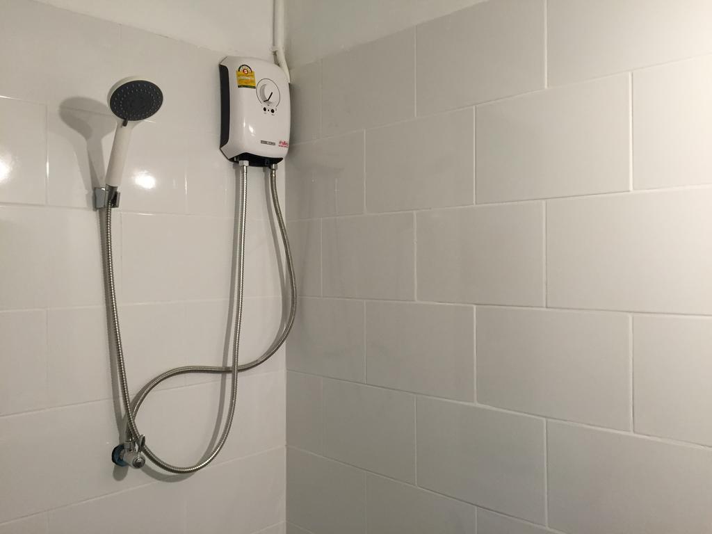 Once In Bangkok With Me Guesthouse Экстерьер фото