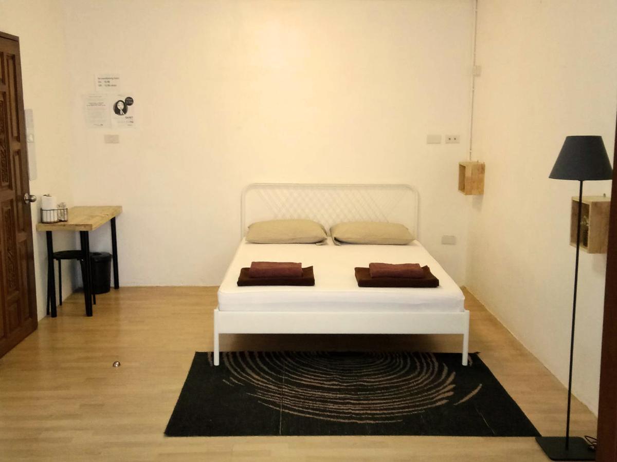 Once In Bangkok With Me Guesthouse Экстерьер фото