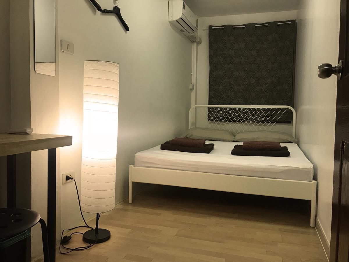 Once In Bangkok With Me Guesthouse Экстерьер фото